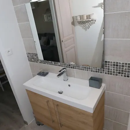 La Petite Campagne 3*