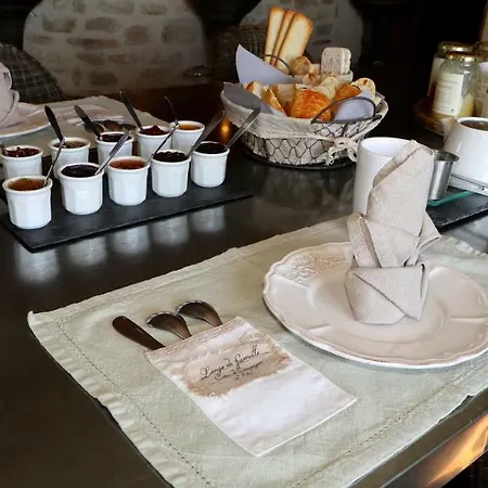 La Petite Campagne Bed & Breakfast