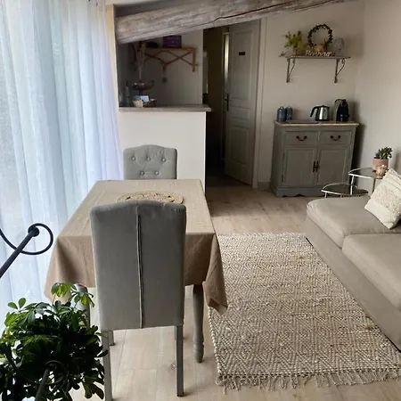 La Petite Campagne Couette-café 3*