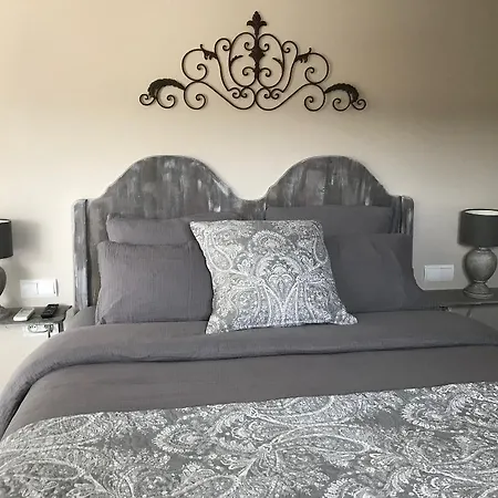 Couette-café La Petite Campagne 3*