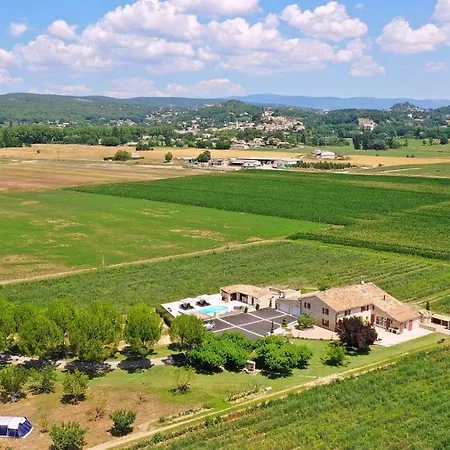 La Petite Campagne Couette-café 3*